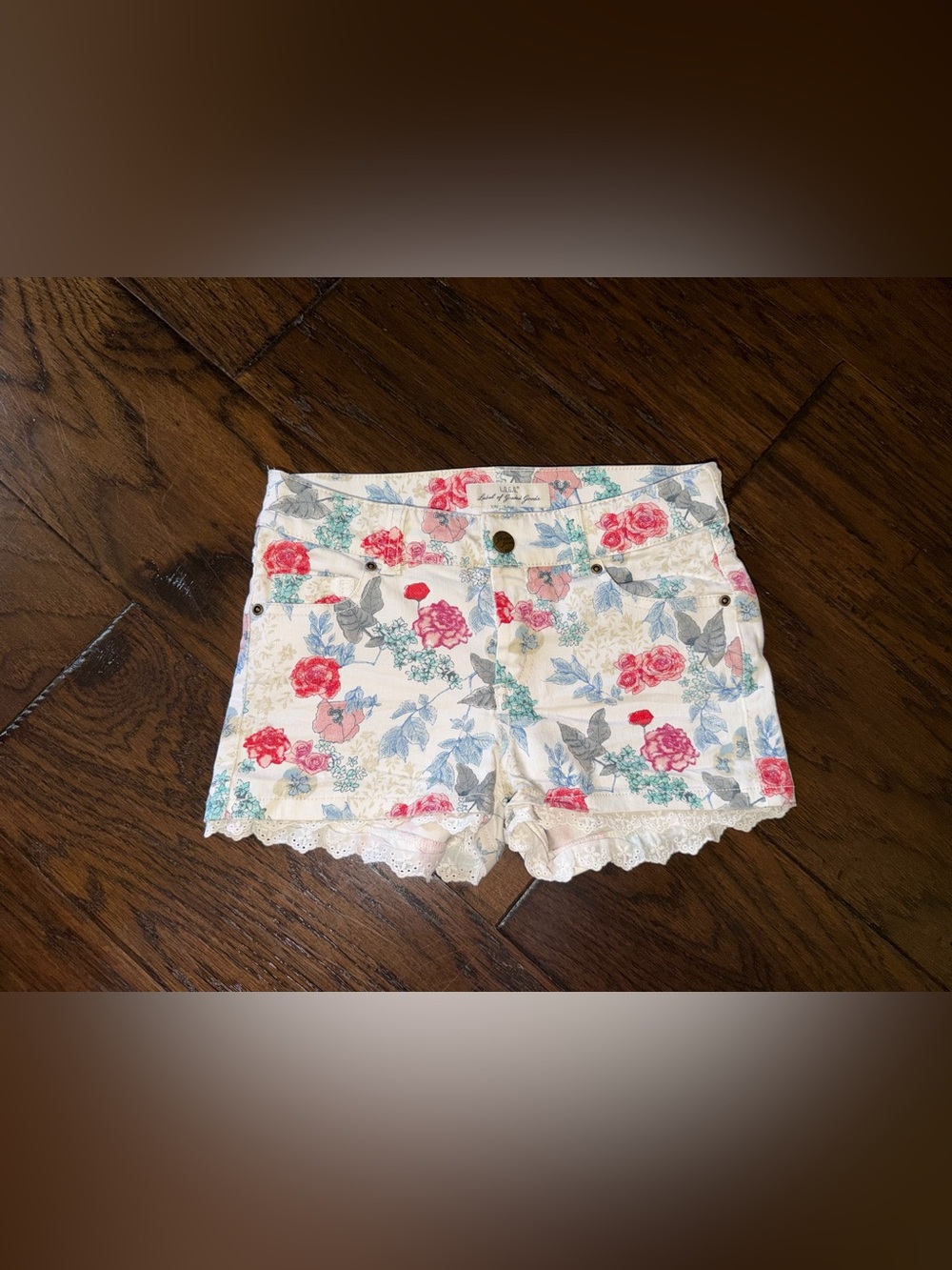H&M L.O.G.G. Girls Size 10 - 11 Floral Denim Shorts Lace Hem